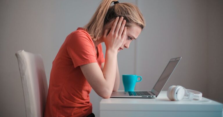 Débloquer un compte Hotmail sans téléphone : le formulaire de récupération (2026)